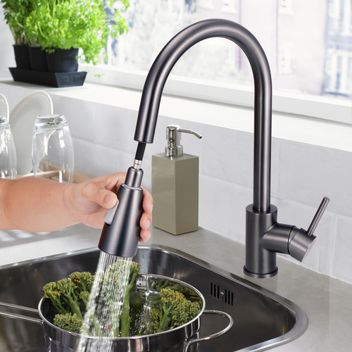Leland Pull-Out Kitchen Mixer