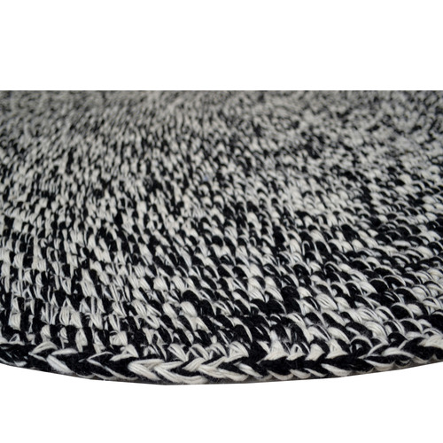 Ivory & Black Jadon Hand-Woven Indoor/Outdoor Rug
