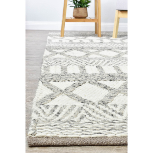 Octavia Hand-Woven Wool Rug