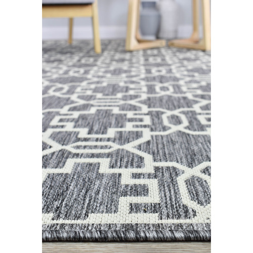 Mccray Indoor/Outdoor Rug