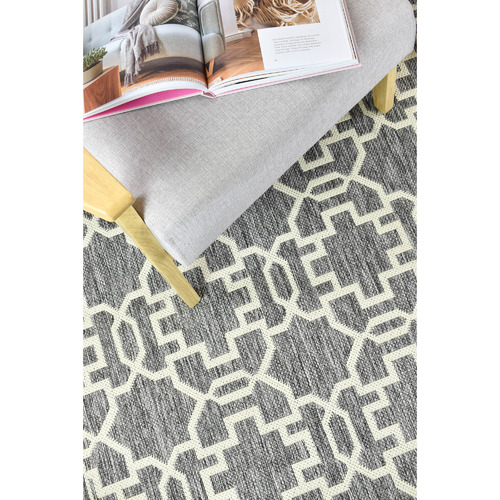 Mccray Indoor/Outdoor Rug