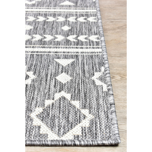 Davila Indoor/Outdoor Rug