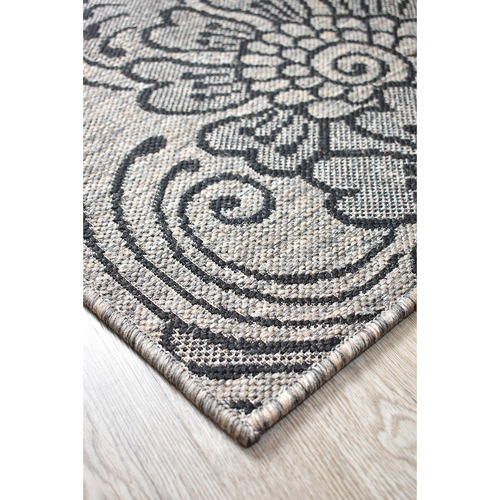 Keavy Indoor/Outdoor Rug