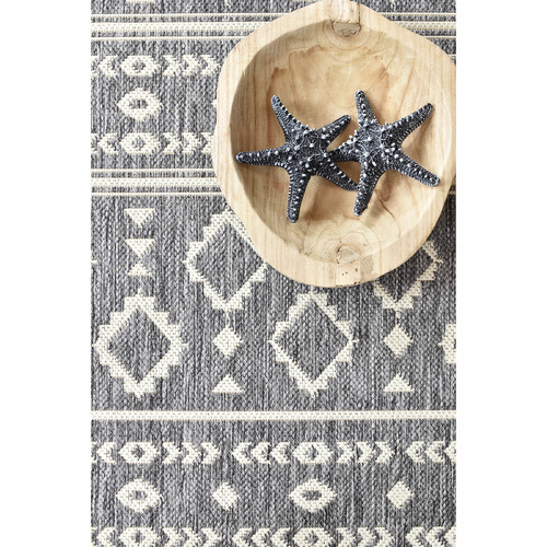 Davila Indoor/Outdoor Rug