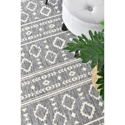 Davila Indoor/Outdoor Rug
