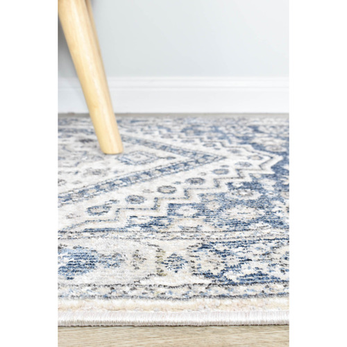 Cream Blue Calmly Runner