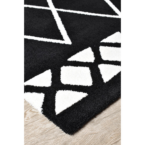 Black Benton Microfibre Rug