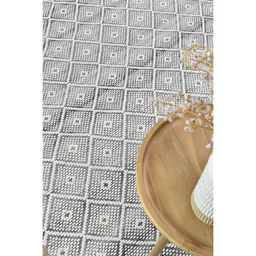 Rhona Geometric Rug