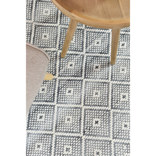 Rhona Geometric Rug