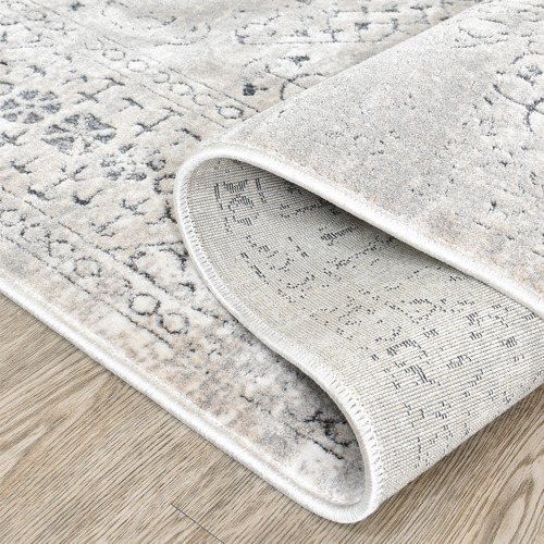 Lochlan Cobble Traditional Rug