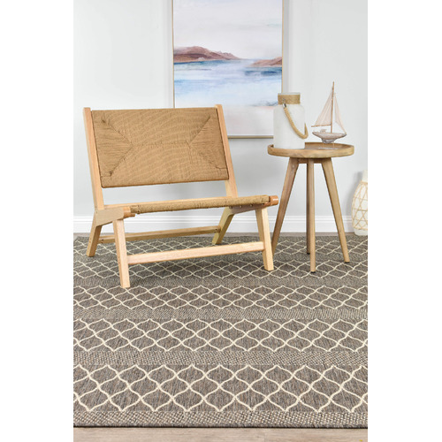 Brown Eula Power-Loomed Indoor/Outdoor Rug
