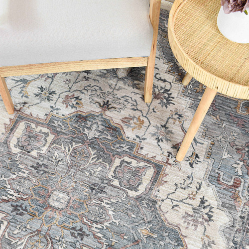 Bion Traditional Rug