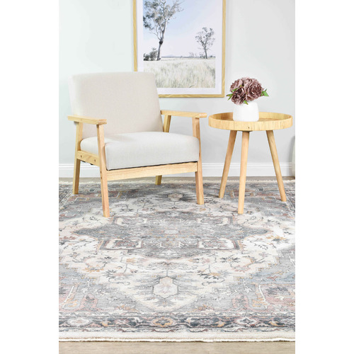 Bion Traditional Rug