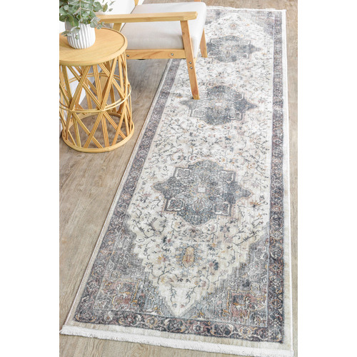 Bion Traditional Runner