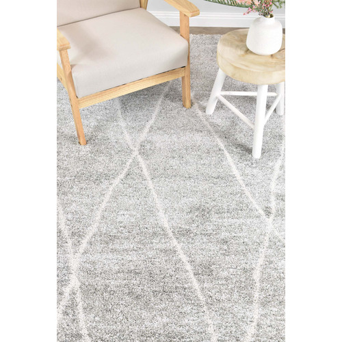 Light Grey White Alpha Rug