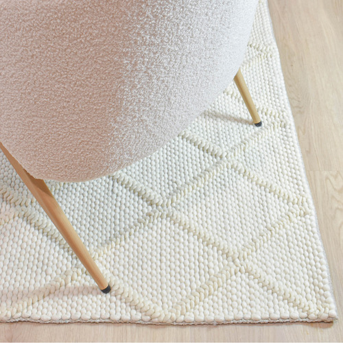 Darian Diamond Frost Hand Woven Rug