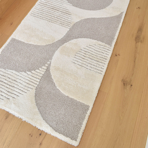 Analise Contemporary Runner