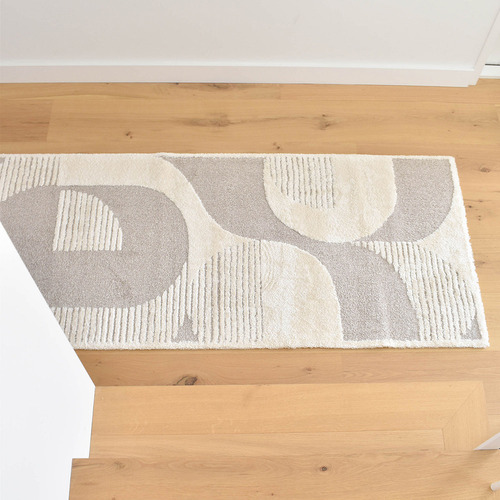 Analise Contemporary Runner