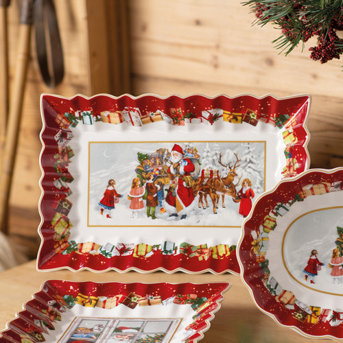 Toy's Fantasy Porcelain Cake Plate