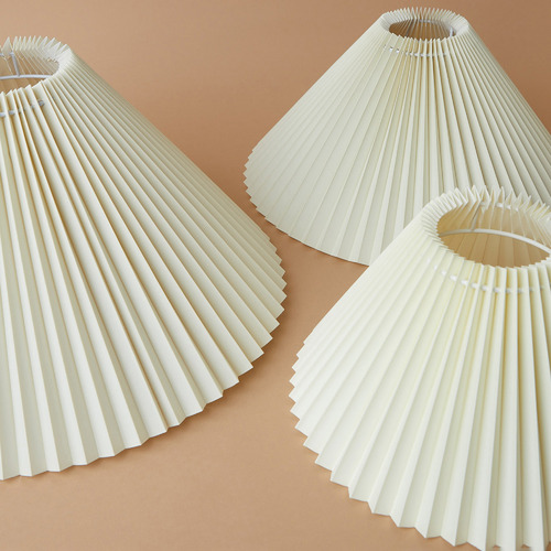 Pleated Lamp Shade Temple & ster