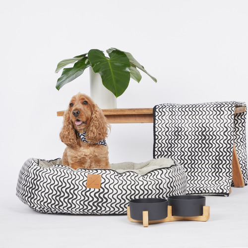Wave-4-Seasons-Cotton-Round-Dog-Bed