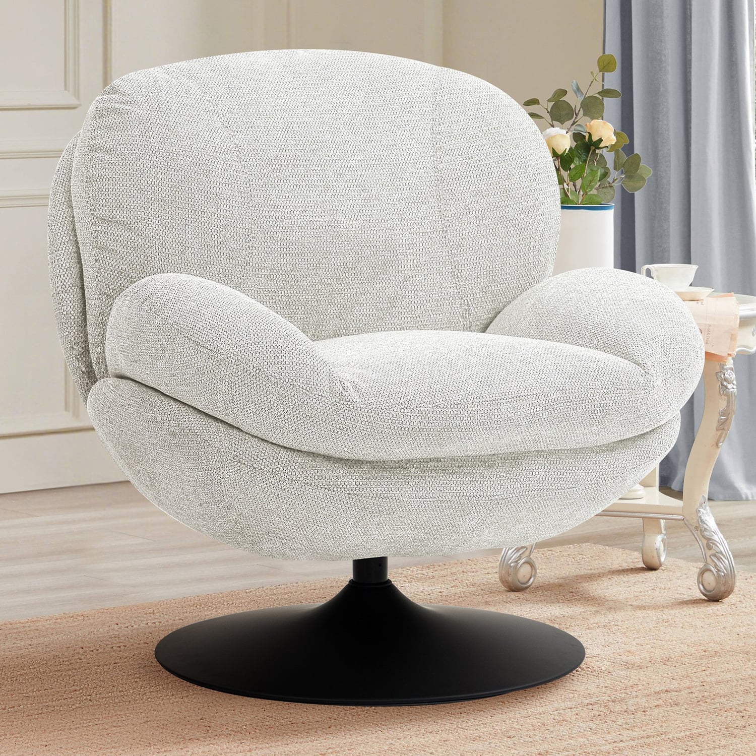 Meshia Accent Chair