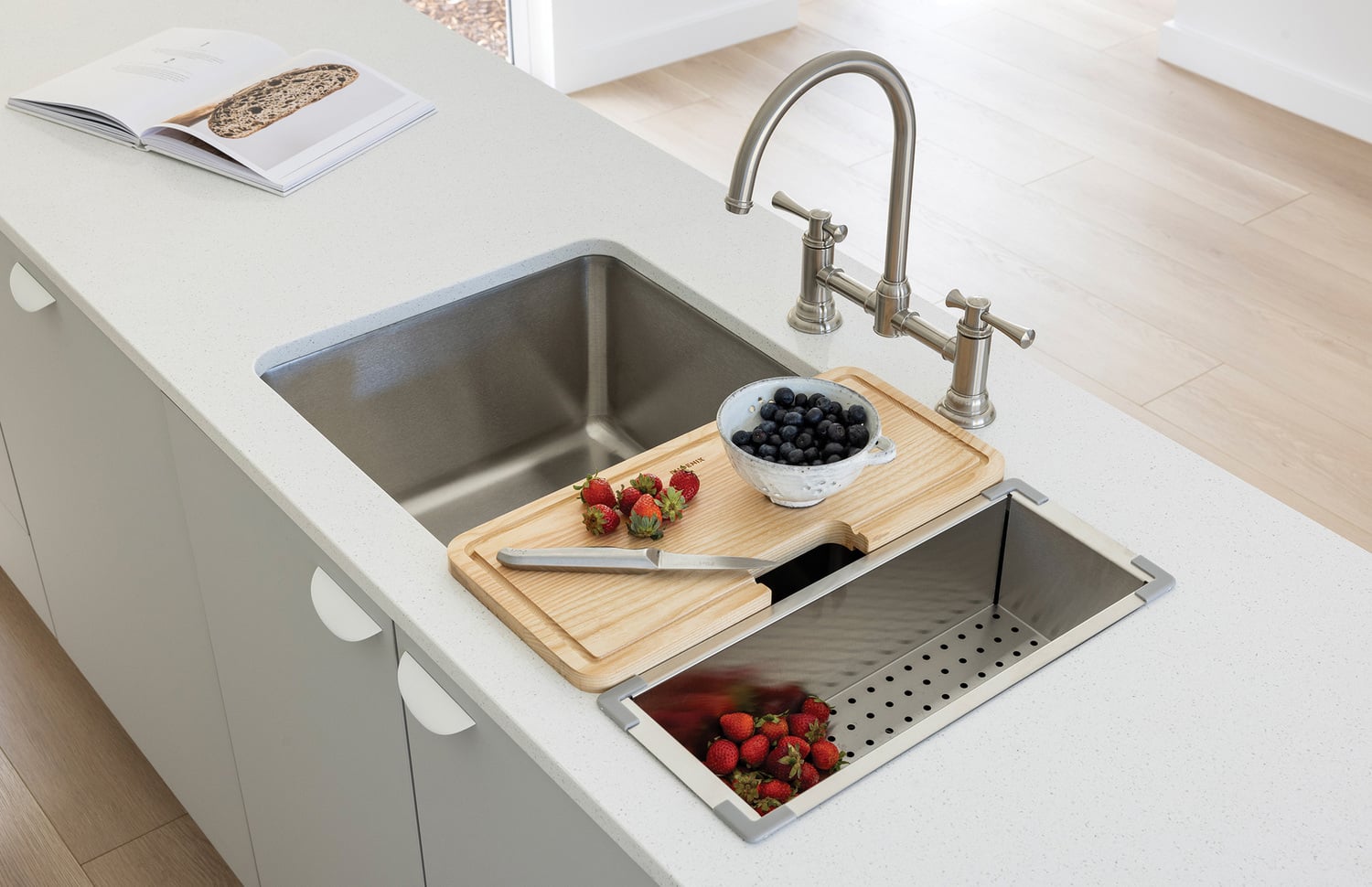 2000 Series 790mm Double Stainless Steel Kitchen Sink