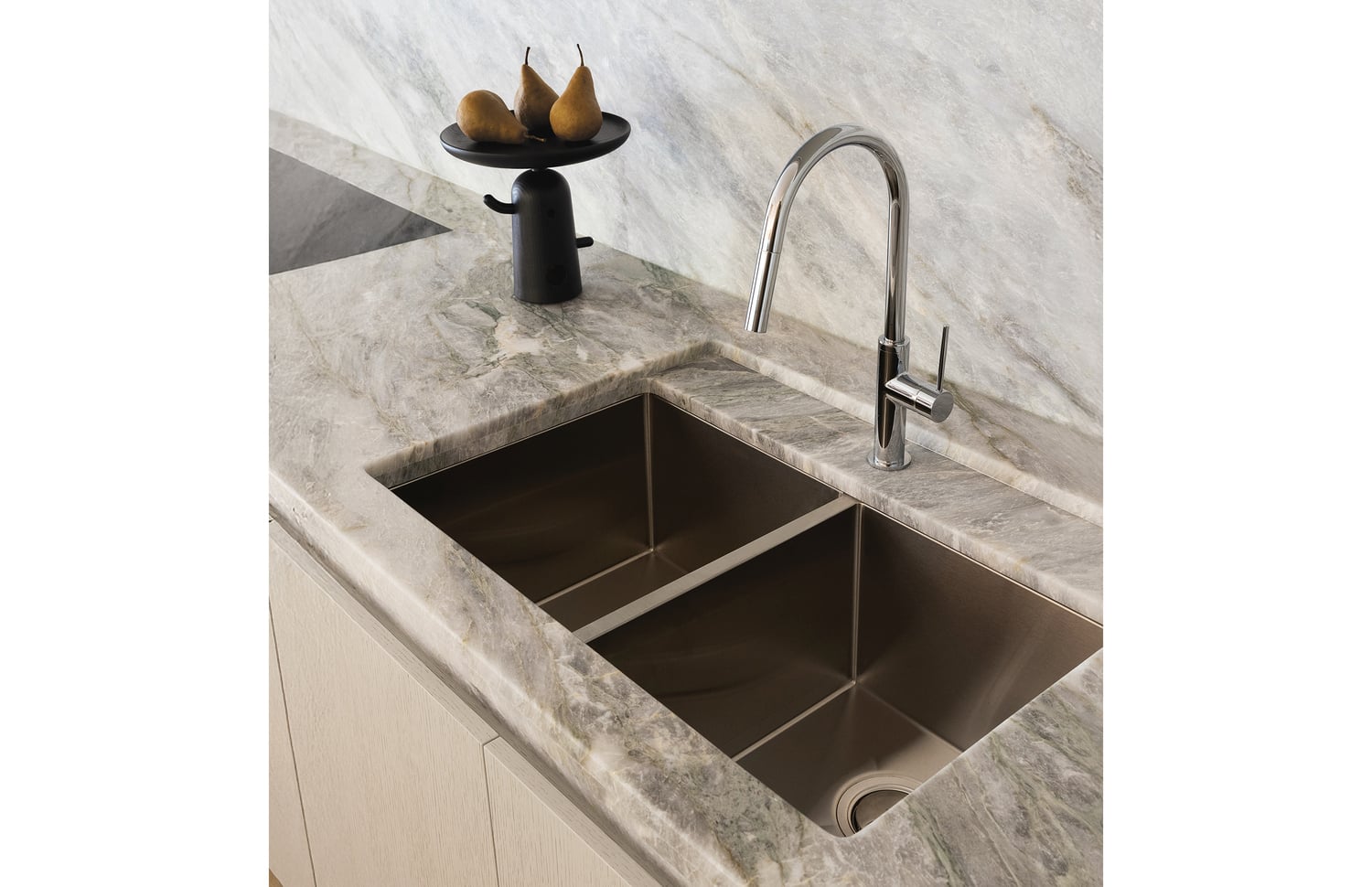 Vivid Slimline Pull-Out Sink Mixer