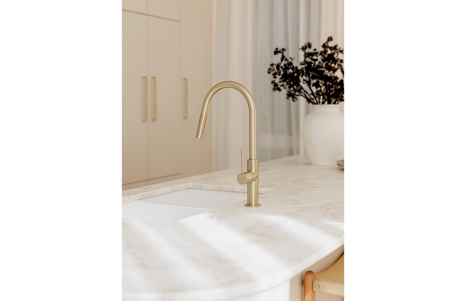 Vivid Slimline Pull-Out Sink Mixer