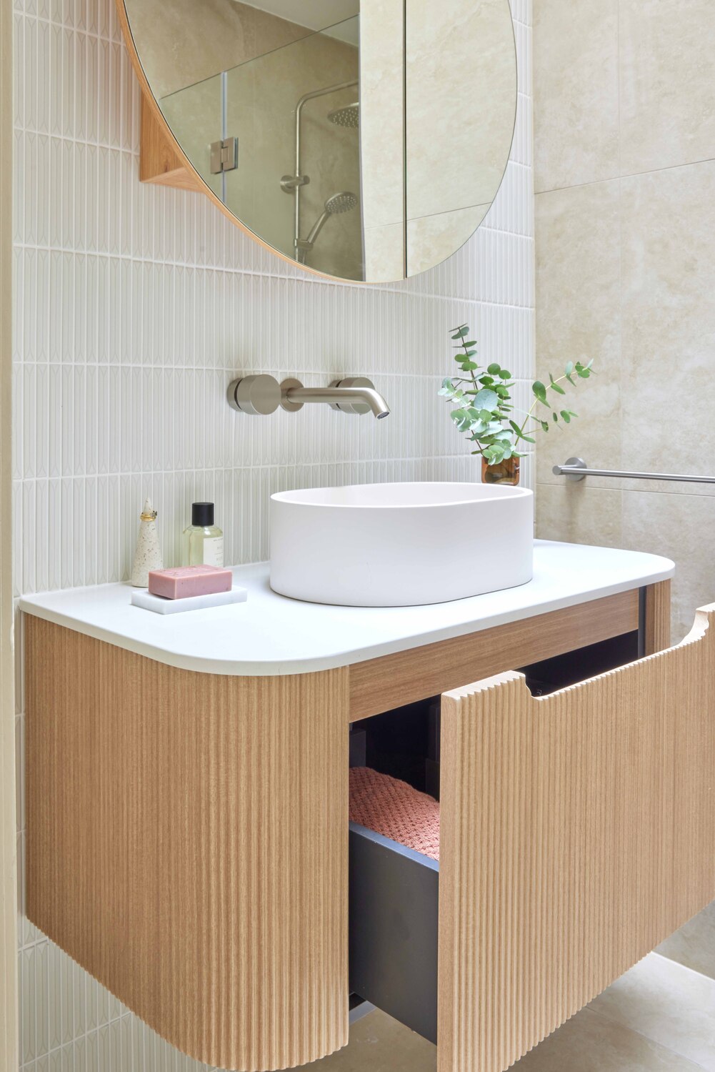 Airlie-900mm-Wall-Hung-Single-Vanity-with-Quartz-Stone-Countertop