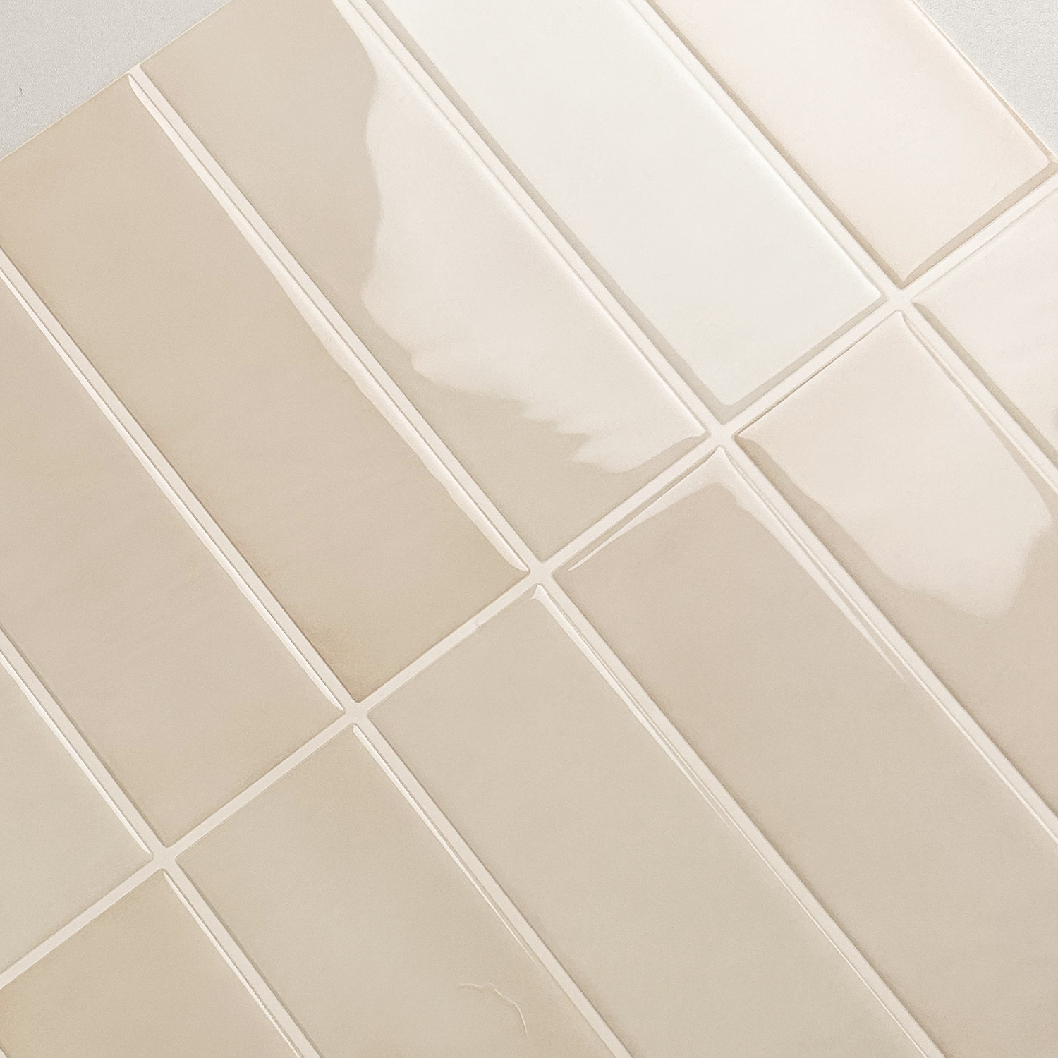 Peel & Stick Large Kit Kat Stick on Tile (10 Pack)