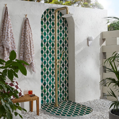 Elle-316-Outdoor-Floor-Mounted-Twin-Shower