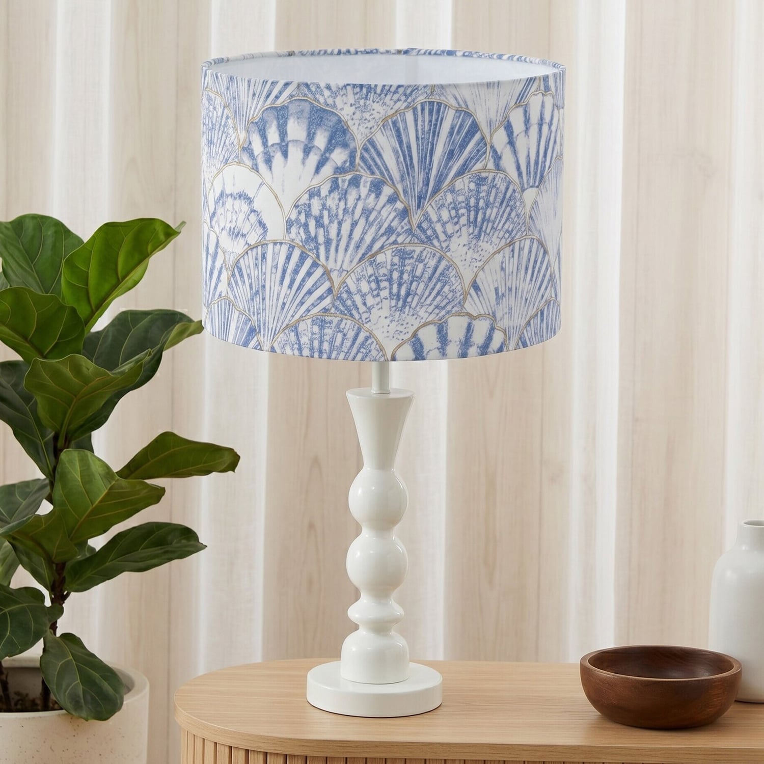 Raiden Shells Table Lamp
