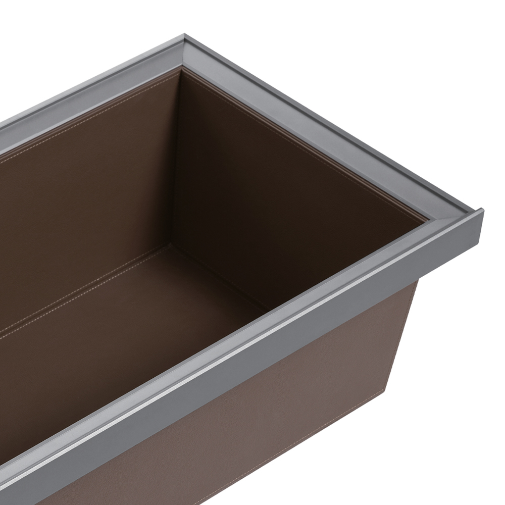 A Series Pull-Out Wardrobe Basket
