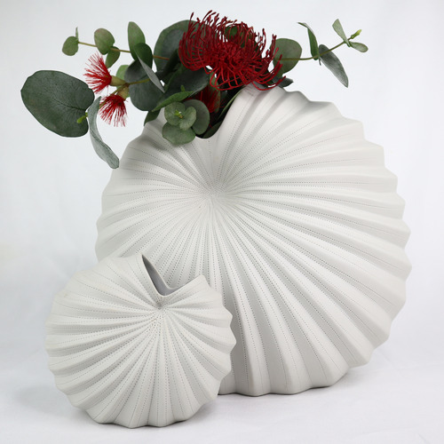 White Spiral Oceania Vase