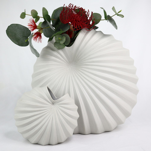 White Spiral Oceania Vase