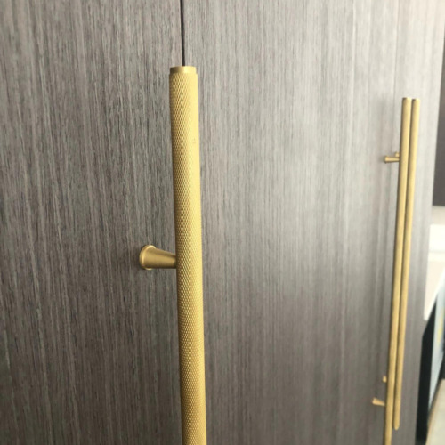 Hampton Brass Handle Temple & ster