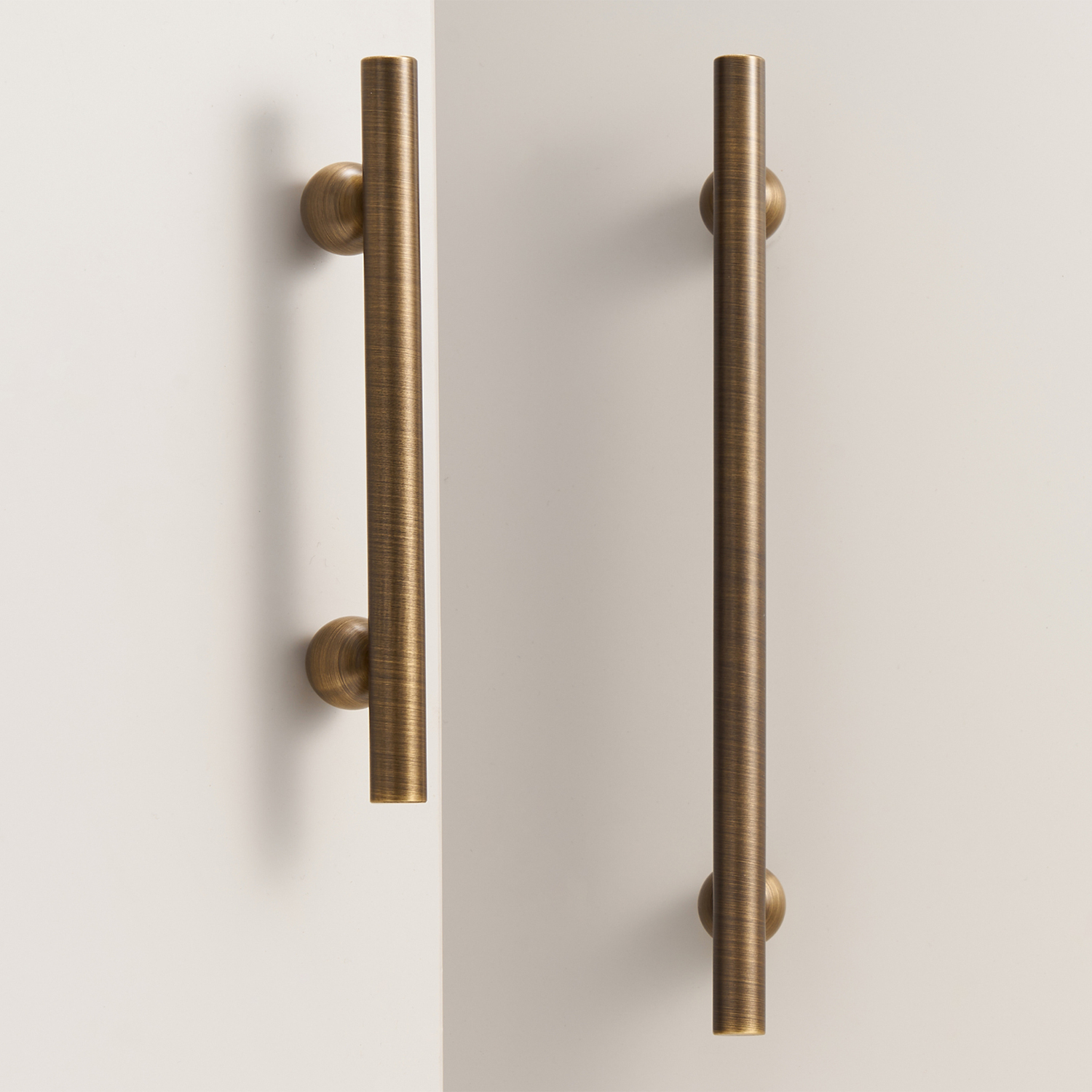 Hamilton Brass Bar Cabinet Handle