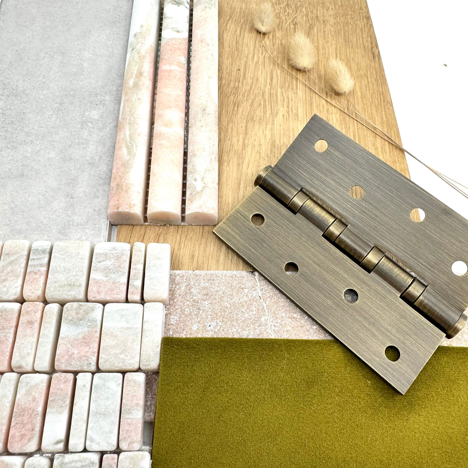 Luxe Antique Brass Door Hinge