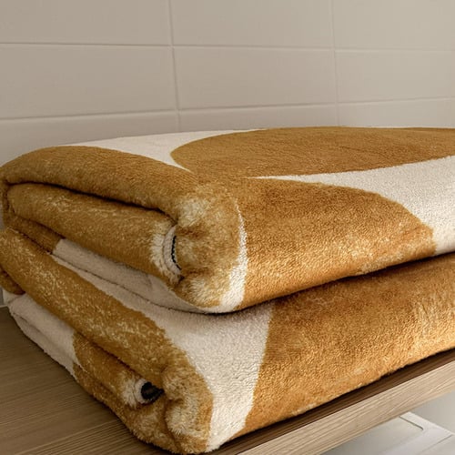 Hova-Alure-Machine-Washable-Rug