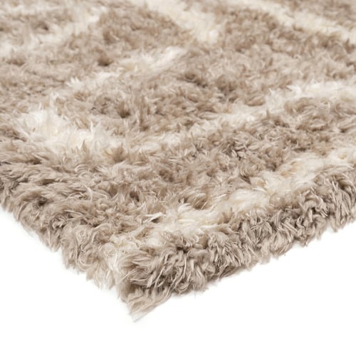 Pavo-Marion-Power-Loomed-Rug