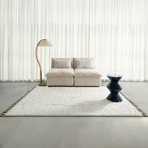 Vito-Jovara-Power-Loomed-Rug