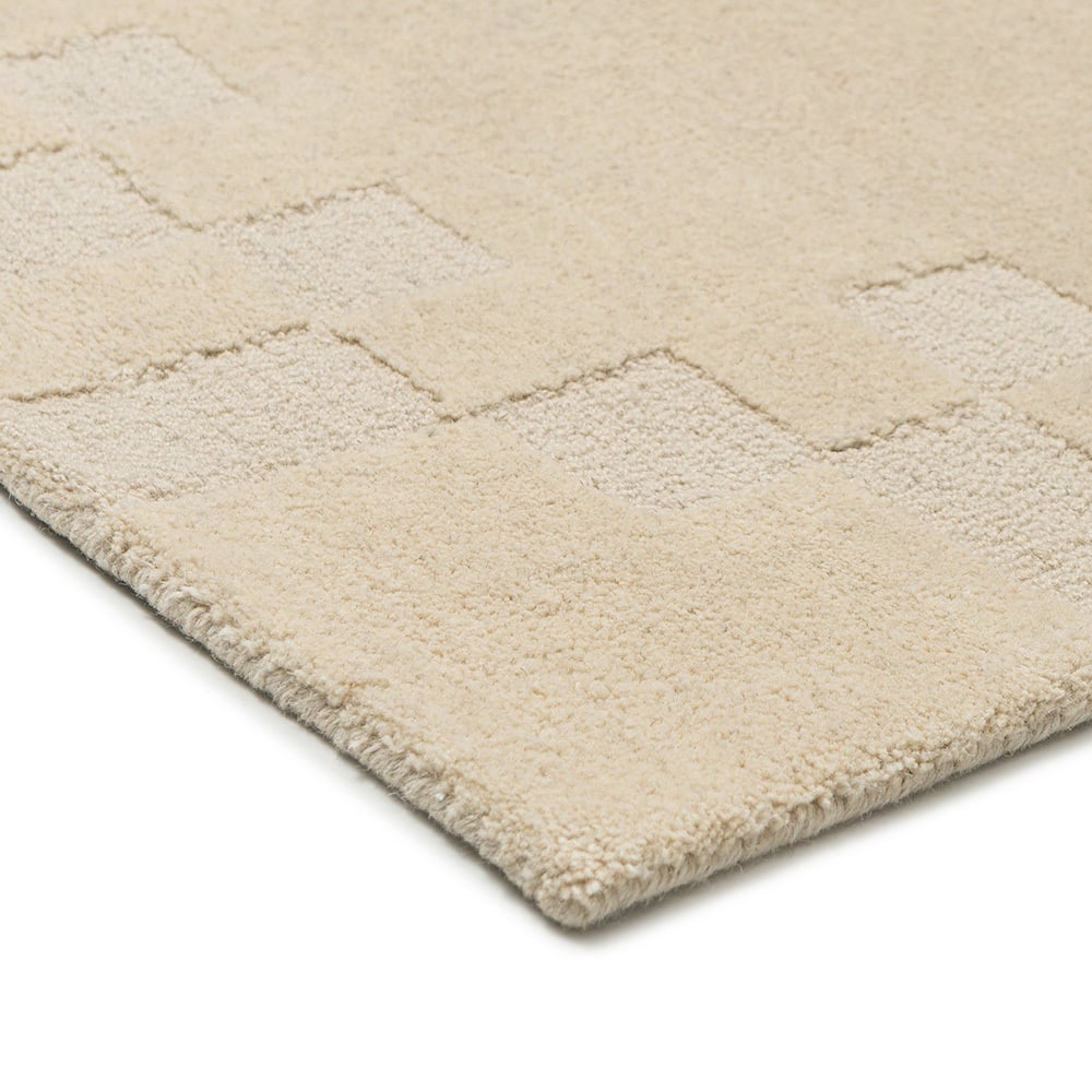 Aina Hand-Woven Wool Rug