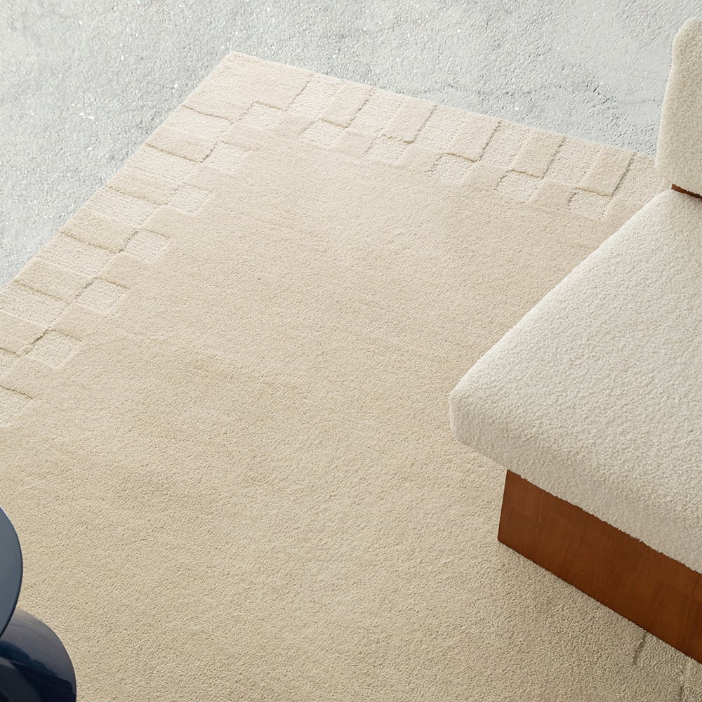 Aina Hand-Woven Wool Rug