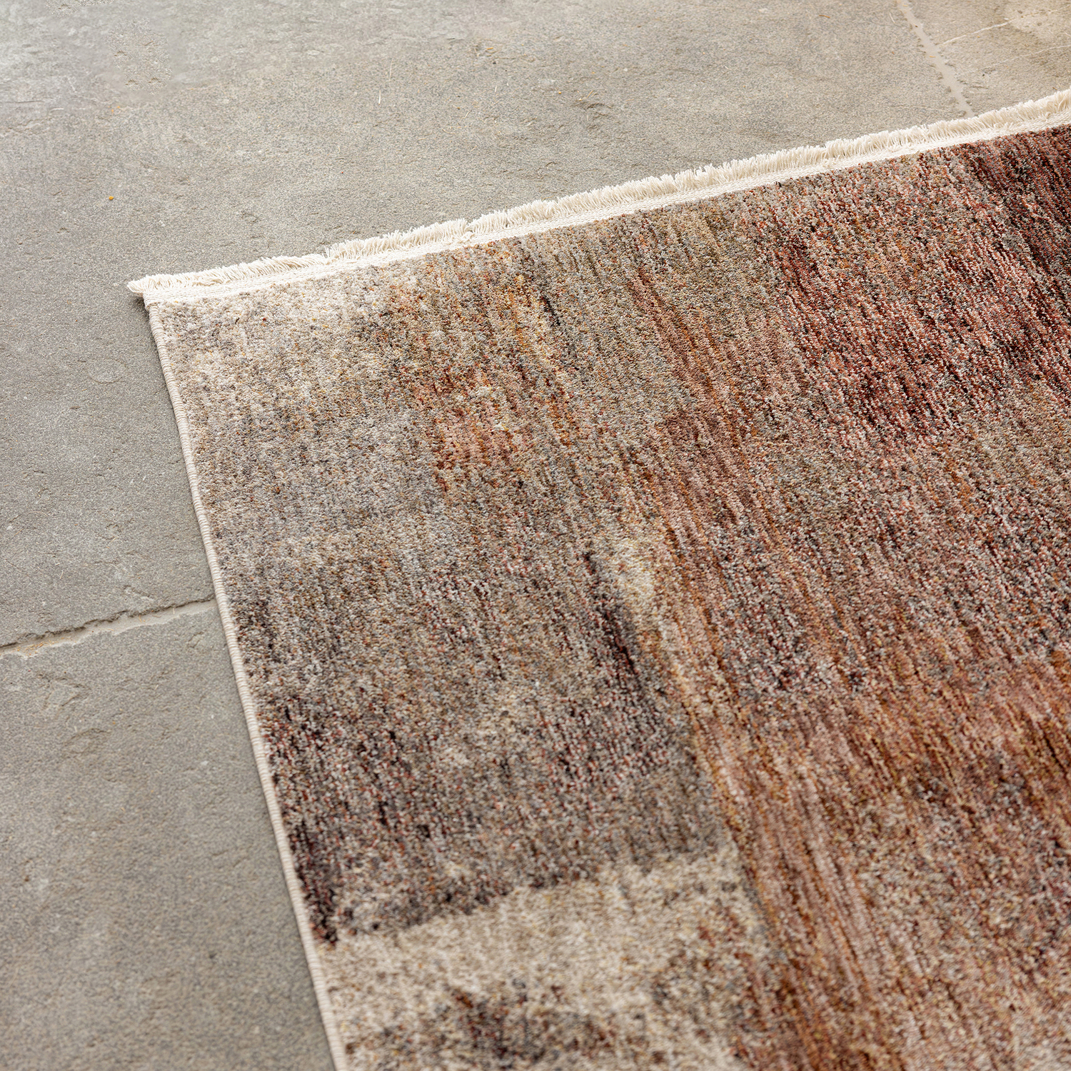 Dusk Sierra Distressed Runner