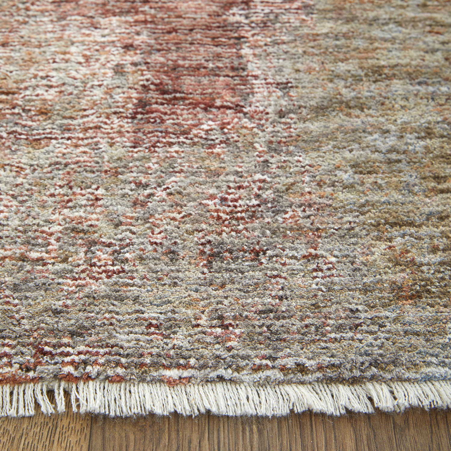 Dusk Sierra Distressed Runner