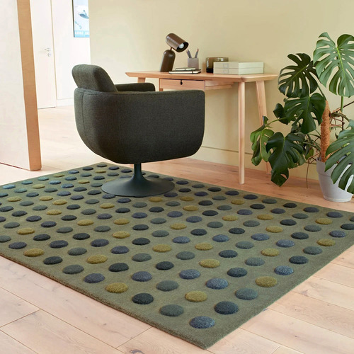 Green Asiatic Hand-Tufted Wool Rug