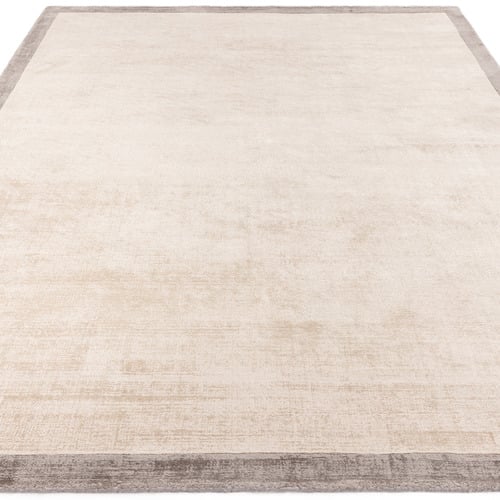 Silver Blade Border Hand-Woven Viscose Rug