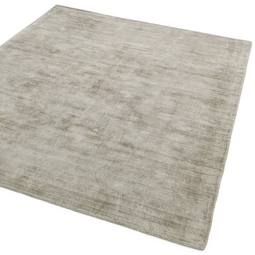 Smoke Blade Hand-Woven Viscose Rug