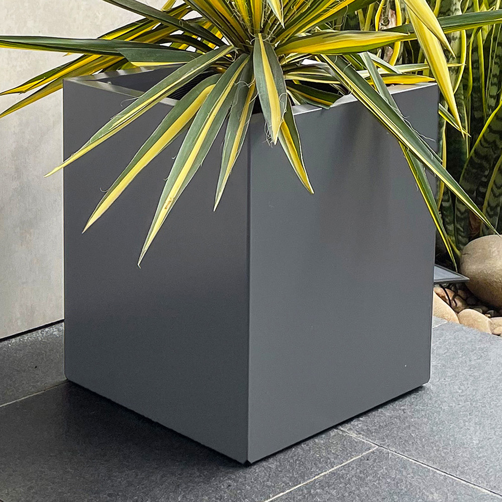 Oren Galvanised Steel Planter Box